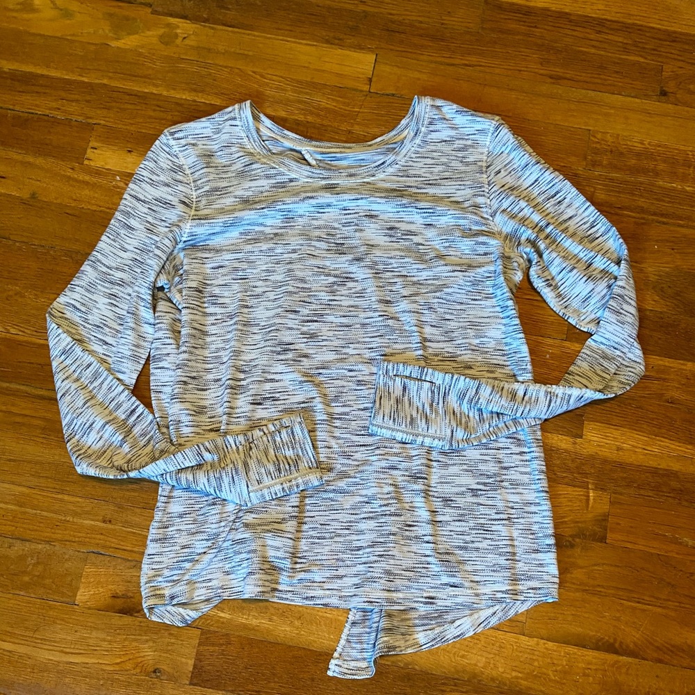 Lululemon long sleeve tie back shirt